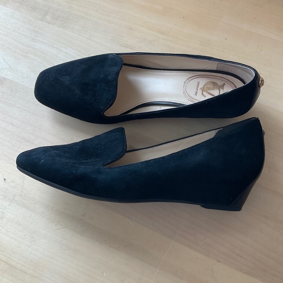 Vince Camuto Shoes - VC Signature Suede Wedges size 7.5